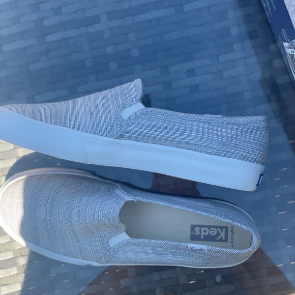 Grey Keds walking shoes size 6.5 brand new - Picture 4 of 4